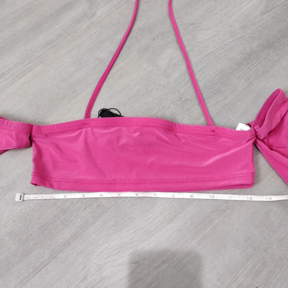 NWT PrettyLittleThing pink silky slinky crop top - Picture 4 of 11
